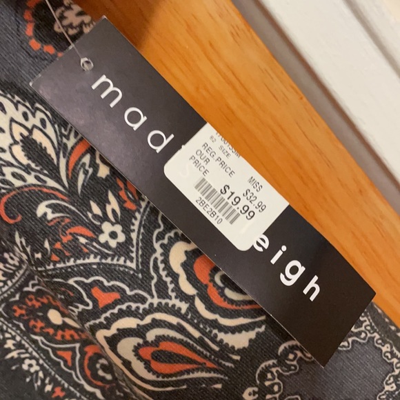 Patterned dress - Picture 3 of 5